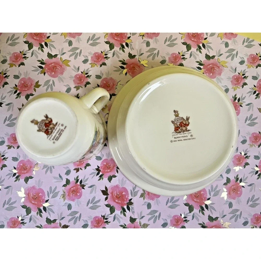 Royal Doulton Bunnykins Fine‎ Bone China Bowl & Mug Set ,1936 Garden Piano Scene